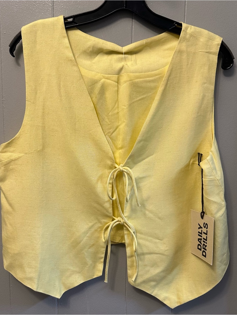 Daily Drills Yellow Tie-Front Crop Vest